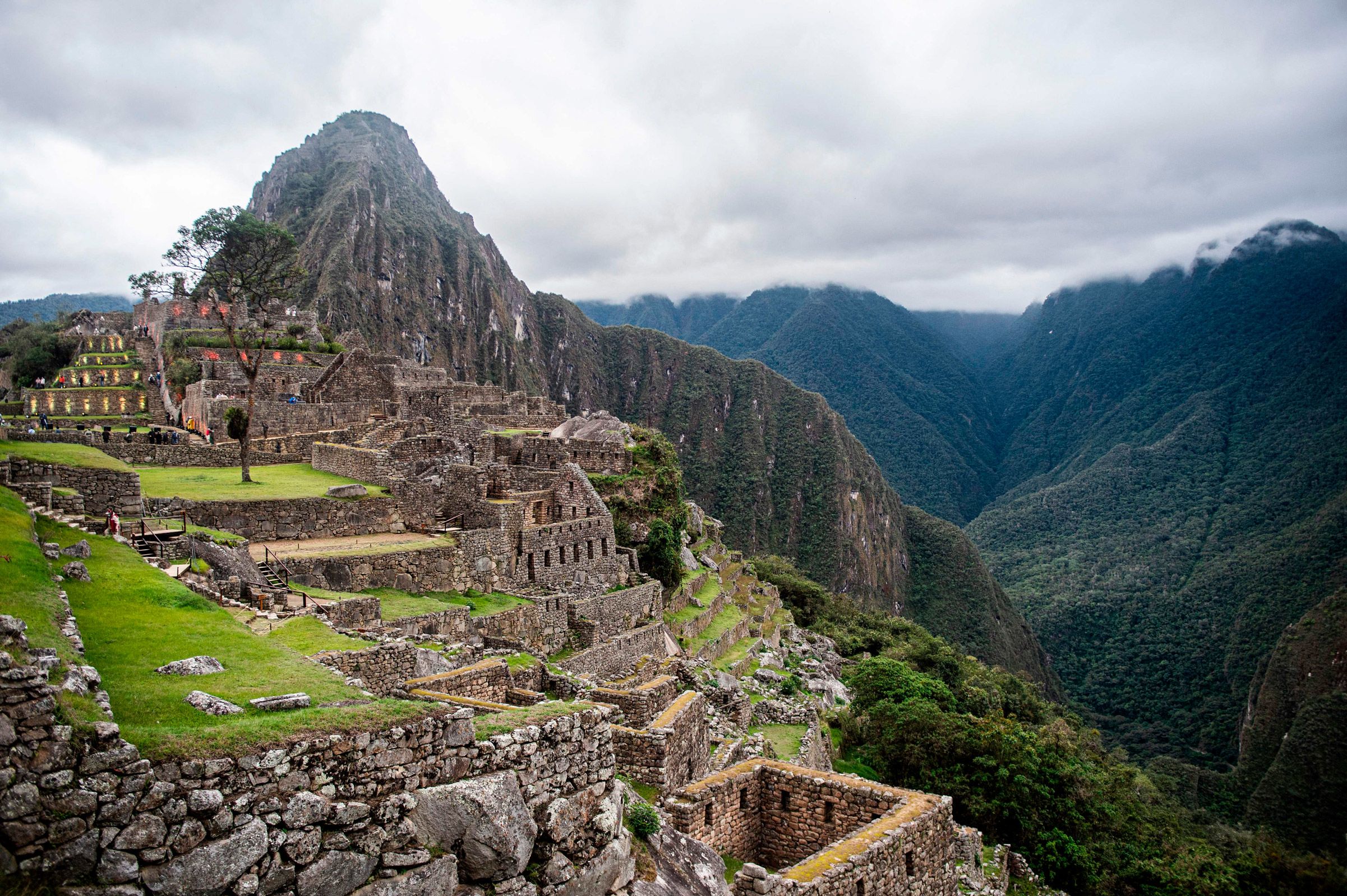 I Became One of the Few People to Visit All SEVEN Wonders in One Trip. Here’s Everything I Learned